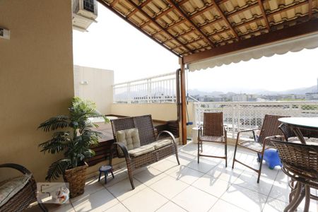 Apartamento à venda com 144m², 3 quartos e 1 vagaCobertura