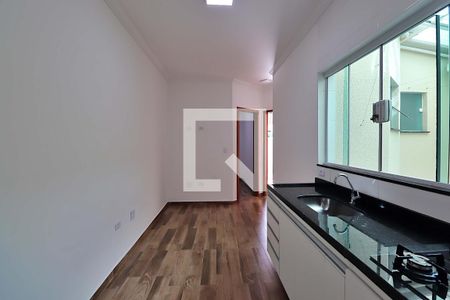 Sala/Cozinha de apartamento para alugar com 2 quartos, 38m² em Vila Scarpelli, Santo André