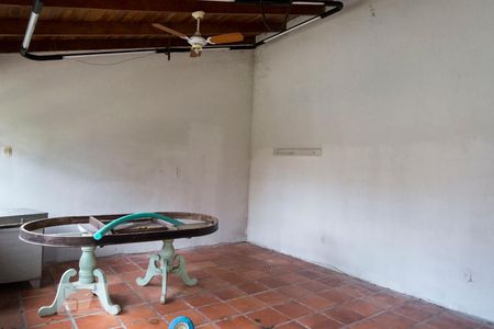 Casa à venda com 220m², 3 quartos e 3 vagasEdícula