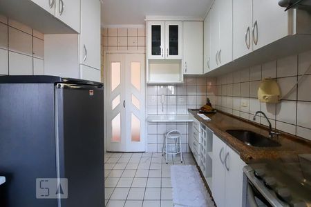 Apartamento à venda com 75m², 3 quartos e 1 vaga Apartamento à venda com 75m², 3 quartos e 1 vagaCozinha