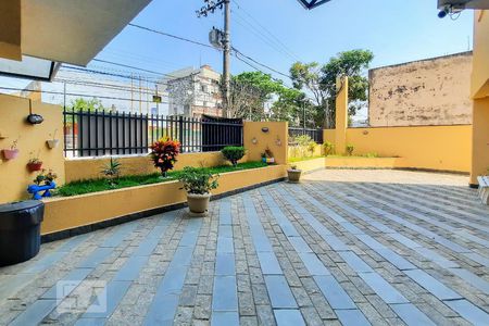 Apartamento à venda com 75m², 3 quartos e 1 vaga Apartamento à venda com 75m², 3 quartos e 1 vagaÁrea Comum