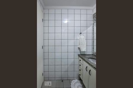 Apartamento à venda com 75m², 3 quartos e 1 vaga Apartamento à venda com 75m², 3 quartos e 1 vagaBanheiro Social