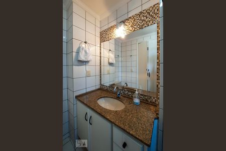 Apartamento à venda com 75m², 3 quartos e 1 vaga Apartamento à venda com 75m², 3 quartos e 1 vagaBanheiro da Suíte