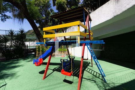 Apartamento à venda com 136m², 3 quartos e 2 vagasQÁrea Comum - Playground