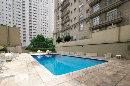 Apartamento à venda com 32m², 1 quarto e 1 vagaÁrea comum - Piscina