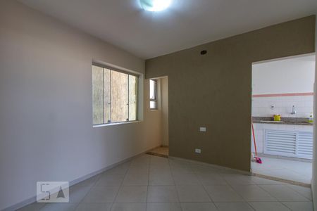 Sala de apartamento para alugar com 2 quartos, 76m² em Vila Carrão, São Paulo