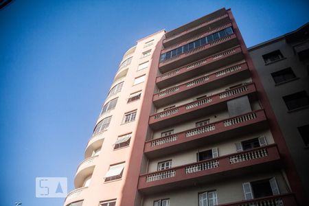 Apartamento à venda com 79m², 1 quarto e sem vagaFachada