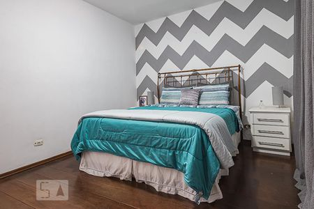 Casa à venda com 327m², 4 quartos e 5 vagasSuíte 1