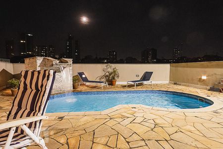Casa à venda com 327m², 4 quartos e 5 vagasPiscina