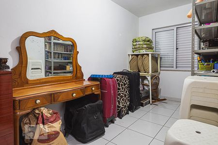 Casa à venda com 327m², 4 quartos e 5 vagasQuarto de Hóspedes - Piscina