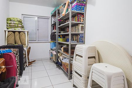 Casa à venda com 327m², 4 quartos e 5 vagasQuarto de Hóspedes - Piscina