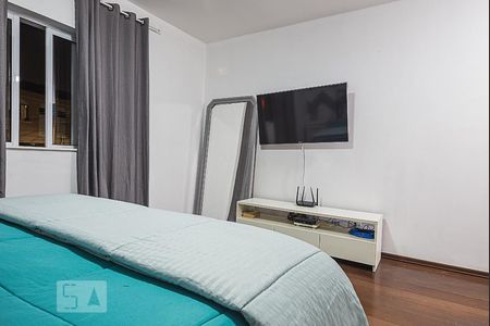 Casa à venda com 327m², 4 quartos e 5 vagasSuíte 1