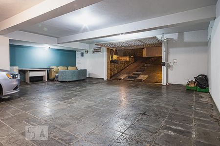 Casa à venda com 327m², 4 quartos e 5 vagasGaragem