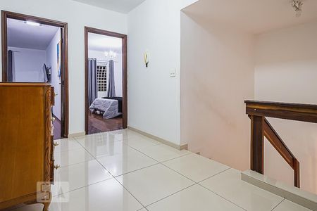 Casa à venda com 327m², 4 quartos e 5 vagasHall dos Dormitórios