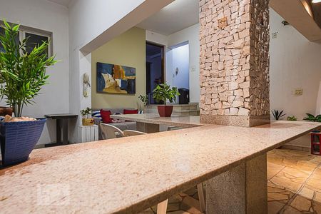 Casa à venda com 327m², 4 quartos e 5 vagasEspaço Gourmet