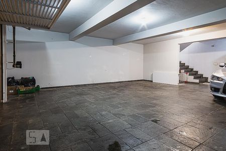 Casa à venda com 327m², 4 quartos e 5 vagasGaragem
