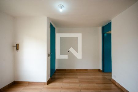Sala de apartamento para alugar com 2 quartos, 52m² em Vila Iório, São Paulo