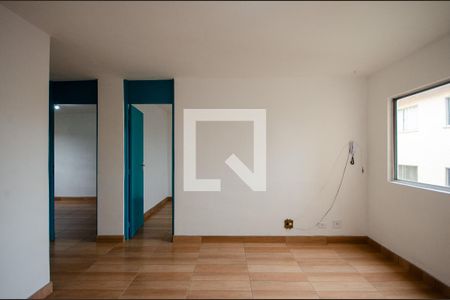 Sala de apartamento para alugar com 2 quartos, 52m² em Vila Iório, São Paulo