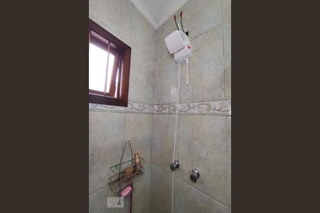 Casa à venda com 185m², 3 quartos e 2 vagas Casa à venda com 185m², 3 quartos e 2 vagasBanheiro Social