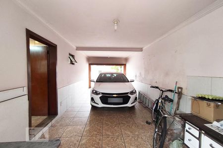 Casa à venda com 185m², 3 quartos e 2 vagas Casa à venda com 185m², 3 quartos e 2 vagasGaragem e Espaço Gourmet