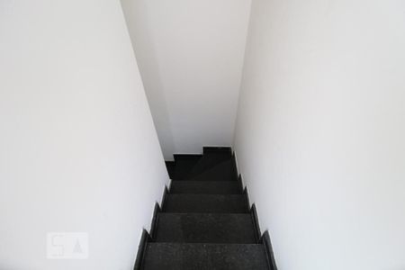 Apartamento para alugar com 147m², 2 quartos e 2 vagasEscada