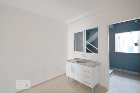 Sala de casa para alugar com 1 quarto, 45m² em Vila Cristália, São Paulo