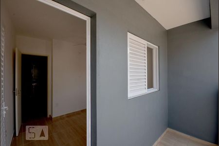 Varanda Quarto de casa para alugar com 1 quarto, 45m² em Vila Cristália, São Paulo