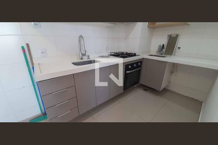 Apartamento à venda com 36m², 2 quartos e 1 vaga Apartamento à venda com 36m², 2 quartos e 1 vagaCozinha