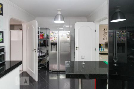 Apartamento à venda com 260m², 3 quartos e 4 vagasCozinha