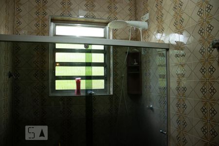 Casa à venda com 280m², 3 quartos e 2 vagas Casa à venda com 280m², 3 quartos e 2 vagasBanheiro