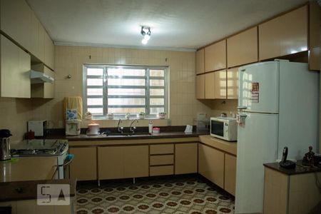 Casa à venda com 280m², 3 quartos e 2 vagas Casa à venda com 280m², 3 quartos e 2 vagasCozinha