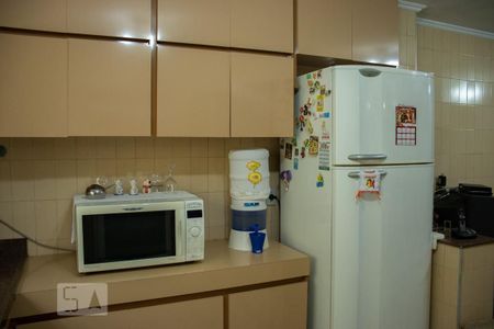 Casa à venda com 280m², 3 quartos e 2 vagas Casa à venda com 280m², 3 quartos e 2 vagasCozinha