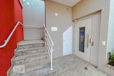 Casa à venda com 115m², 3 quartos e 2 vagasArea Comun