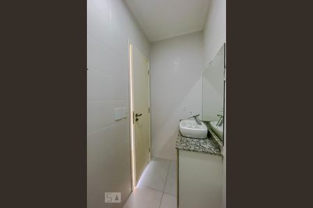 Casa à venda com 115m², 3 quartos e 2 vagasBanheir da Suite 2