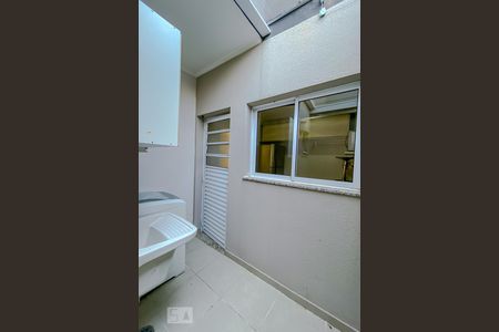 Casa à venda com 115m², 3 quartos e 2 vagasLavanderia