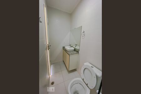 Casa à venda com 115m², 3 quartos e 2 vagasBanheir da Suite 2