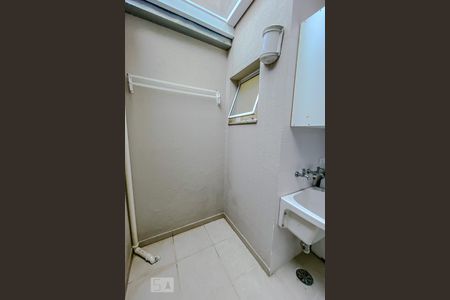 Casa à venda com 115m², 3 quartos e 2 vagasLavanderia