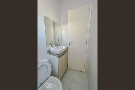 Casa à venda com 115m², 3 quartos e 2 vagasBanheiro da Suite