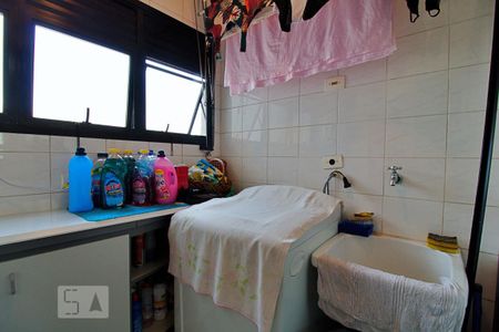 Apartamento à venda com 74m², 3 quartos e 2 vagasÁrea de Serviço