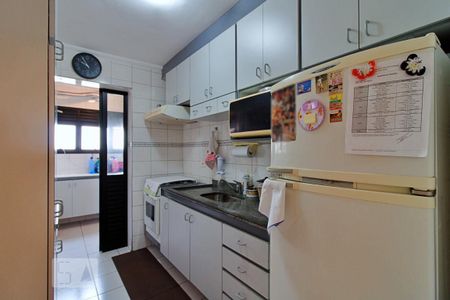 Apartamento à venda com 74m², 3 quartos e 2 vagasCozinha