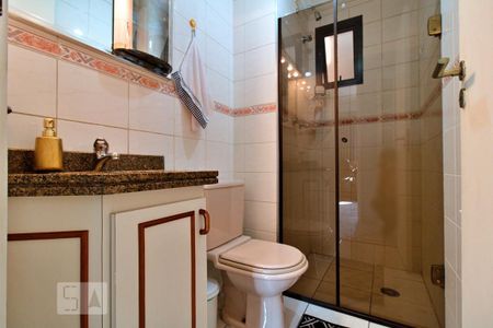 Apartamento à venda com 74m², 3 quartos e 2 vagasBanheiro 