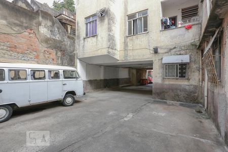 Apartamento à venda com 60m², 2 quartos e sem vagaÁrea Comum - Playground