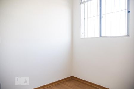 Quarto 1 de apartamento para alugar com 2 quartos, 47m² em Camargos, Belo Horizonte