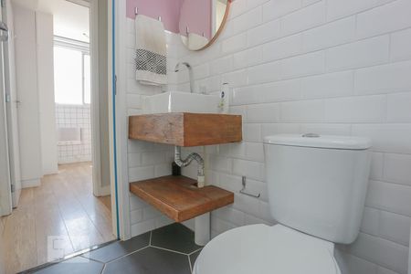 Apartamento à venda com 55m², 2 quartos e 1 vagaBanheiro Social