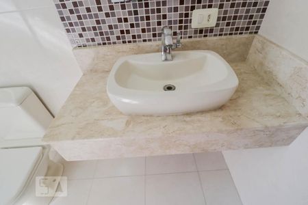 Casa à venda com 186m², 3 quartos e 2 vagas Casa à venda com 186m², 3 quartos e 2 vagasSuíte