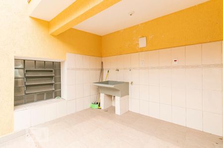 Casa à venda com 150m², 3 quartos e 2 vagasÁrea de Serviço