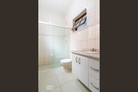 Casa à venda com 150m², 3 quartos e 2 vagasBanheiro da Suíte