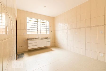 Casa à venda com 150m², 3 quartos e 2 vagasCozinha