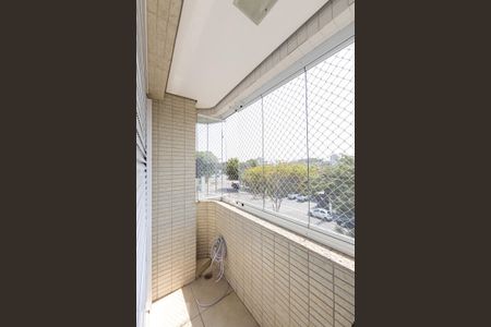 Apartamento à venda com 210m², 4 quartos e 5 vagas Apartamento à venda com 210m², 4 quartos e 5 vagasVaranda Suite 2