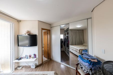Apartamento à venda com 210m², 4 quartos e 5 vagas Apartamento à venda com 210m², 4 quartos e 5 vagasSuite 2